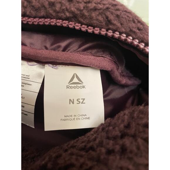 Reebok Commander Maroon Sherpa Fanny Pack Adjustable Waist - Picture 10 of 12